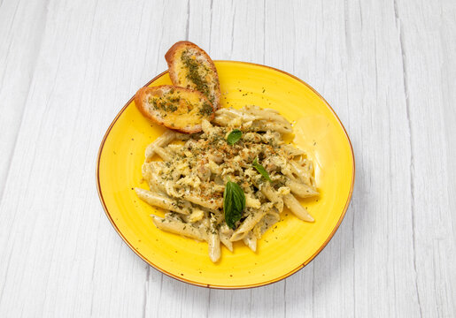 Pennes Bilder Durchsuchen 93,979 Archivfotos, und