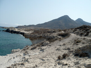 Scogli, rocce, montagne e mare... le rive del Portogallo