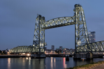 Obraz premium Former railway bridge De Hef in Rotterdam