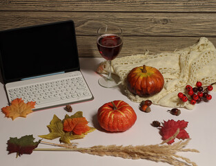 Autumn layout representing relaxation, cooler weather, and coziness.