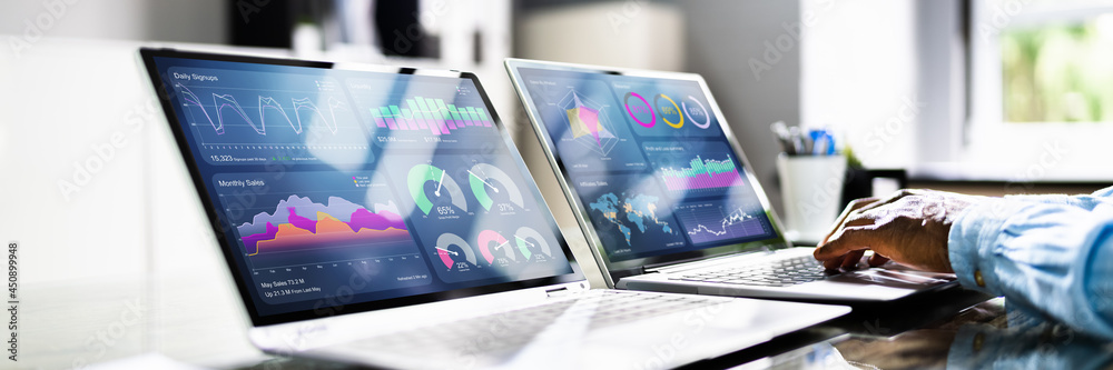 Poster african advisor using kpi dashboard