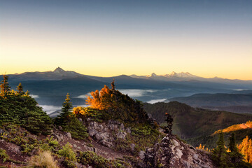 Cascade Range © Gwendolyn