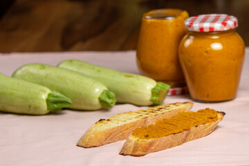 how to prepare homemade zucchini preserves