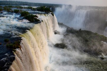 Fototapeta premium Cataratas do Iguaçu, Foz do Iguaçu, Paraná, Brasil.