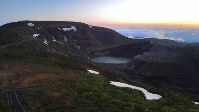蔵王 お釜 御釜 早朝 ご来光 日の出 朝 朝焼け