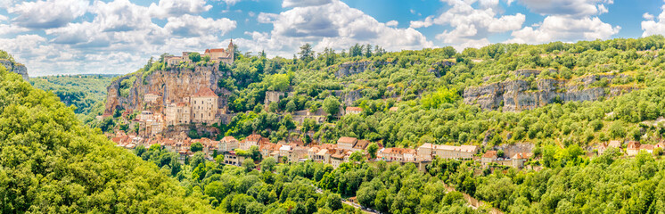 Fototapeta na wymiar Panoramic view at the small town Rocamadour in the Lot department in Southwestern France.