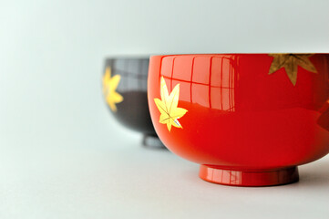 朱と黒の輪島塗紅葉の夫婦汁椀