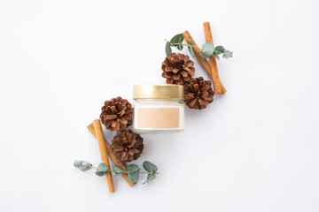 シナモンの香りのするアロマキャンドル（2）