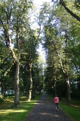 Obraz premium Promenade in 86609 Doanwörth