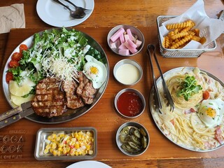 meat with vegetables