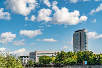 青空と高崎市役所