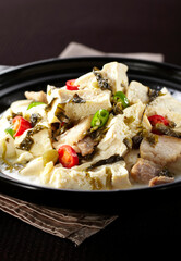 Delicious Chinese dishes, casserole braised tofu