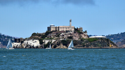 Fototapeta na wymiar A view of San Francisco bay and waterfront.
