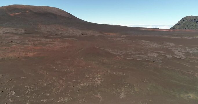 Le volcan le Piton de La Fournaise sur l'Ile de La R&eacute;union