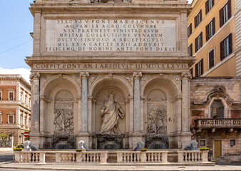 Fototapeta na wymiar Fontana dell'Acqua Felice, Rome