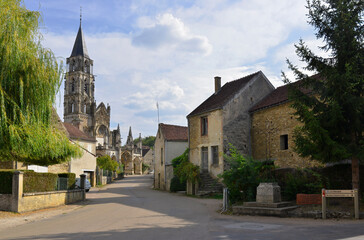 Rue de l'Abbé Pissier à Saint-Père (89450), département de l'Yonne en région Bourgogne-Franche-Comté, France
