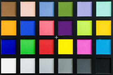 Color Palette, tool to use by photographer to achieve true colours.