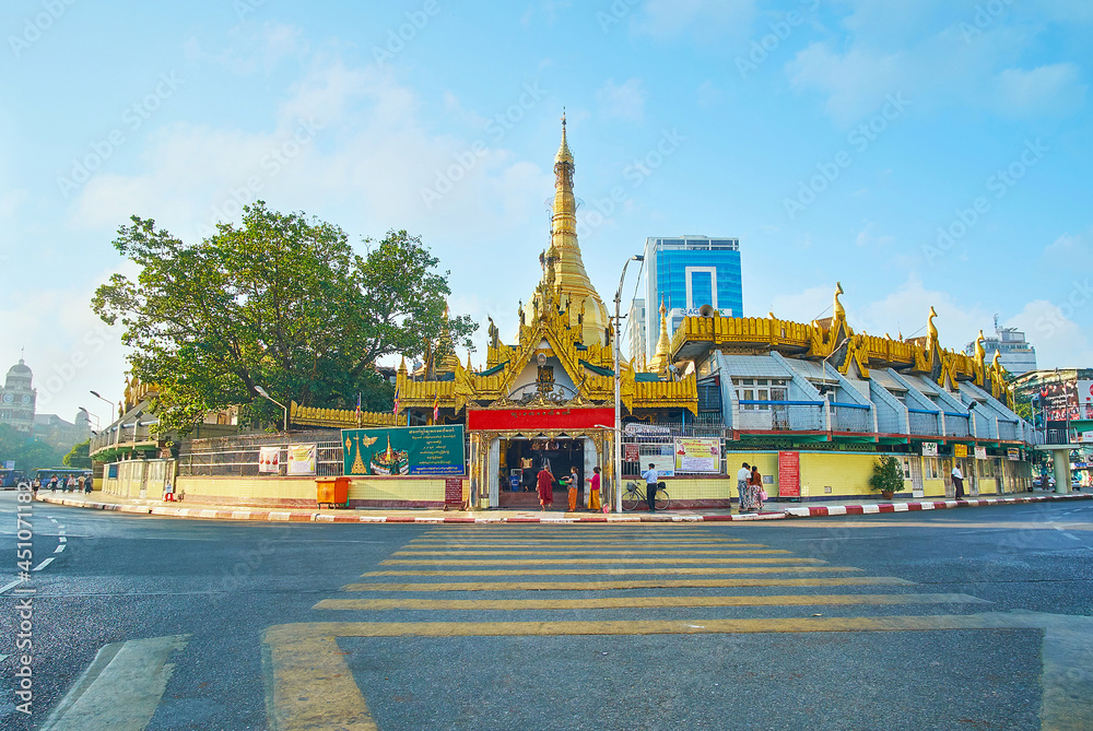 Canvas Prints Sule Paya complex, Yangon, Myanmar