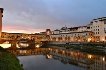 Obraz premium Lights on the brigde