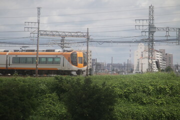 Fototapeta na wymiar 近鉄名古屋線の電車