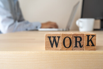 仕事｜「WORK」と書かれたスタンプと仕事風景