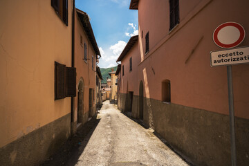 Fototapeta na wymiar Interesting view of the street of Norcia, Umbria