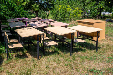 Obraz premium Old village school building and outdoor lessons