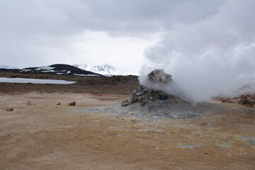 geyser in park national park