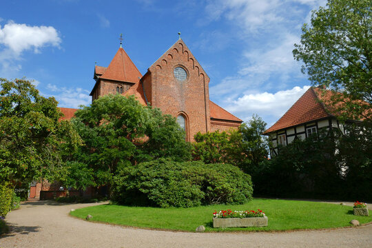 Stiftskirche St. Mauritius und St. Viktor in Bassum