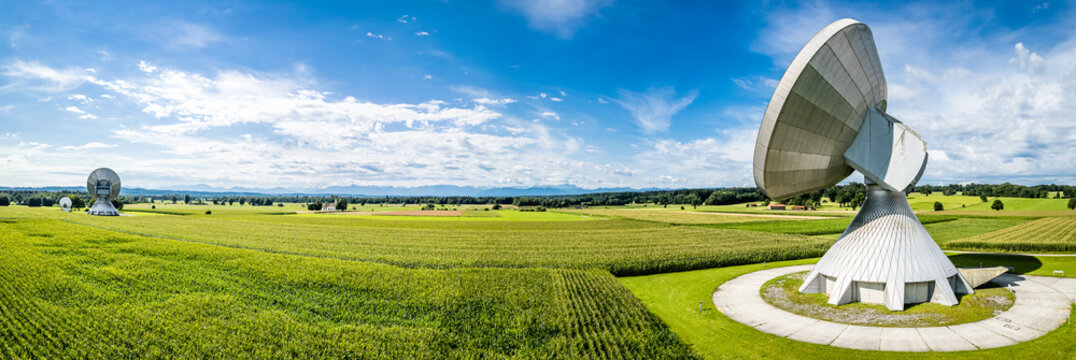 earth communication area in raisting