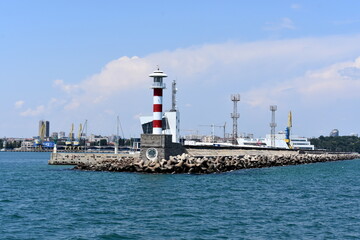 latarnia morska, wejscie do portu, morze, brzeg, © Albin Marciniak