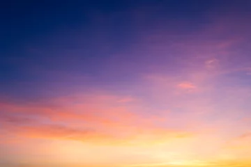 Zelfklevend Fotobehang zonsondergang hemel met wolken © Nature Peaceful 