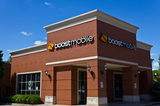 Indianapolis - Circa June 2016: Boost Mobile Cell Phone Retail Location. Boost Mobile is a subsidiary of T-Mobile.