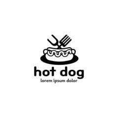 Hot dog logo. Street food icon. Modern flat restaurant or cafe logotype. Vector design concept. fastfood sign illustration