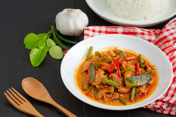 Stir Fried Pork with Panang Curry