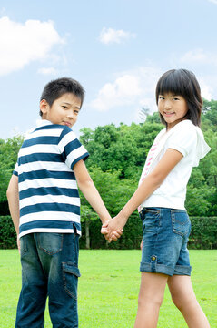 子供同士 Images – Browse 277 Stock Photos, Vectors, and Video | Adobe Stock