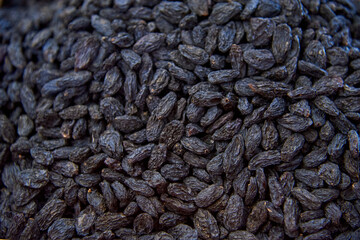 dried fruit. raisin. dried grapes