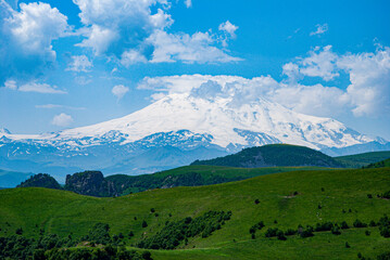 Naklejka premium mountain landscape with blue sky