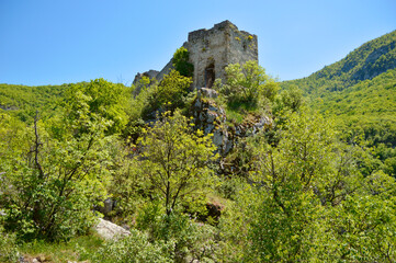 Fototapeta na wymiar remains of Soko Grad castle in Sokobanja