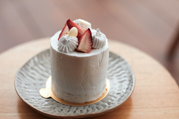 fruit cake with stawberry.