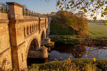 Dreibogenbrücke Olfen im Herbst