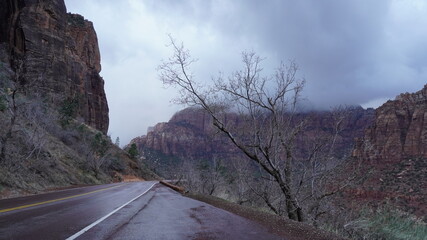 road to the mountains