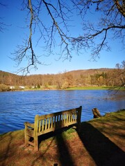 Obraz premium Schloss und See Wilhelmsthal