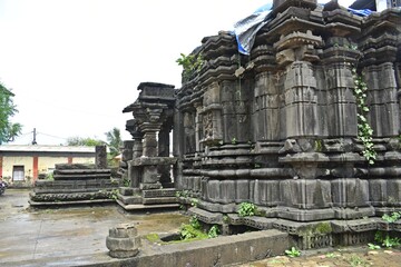 Obraz premium first century AD shiv temple lonad ,maharashtra,india