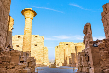 Fototapeta premium Hall in the temple