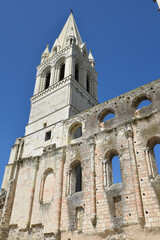 Eglise abbatiale de Beaulieu les Loches en Touraine, France