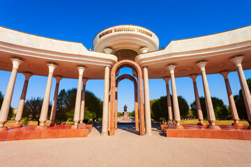 Jaloliddin Manguberdi monument and park, Urgench