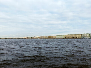 Fototapeta premium view of the Neva river in St. Petersburg. View of the Hermitage and the Winter Palace