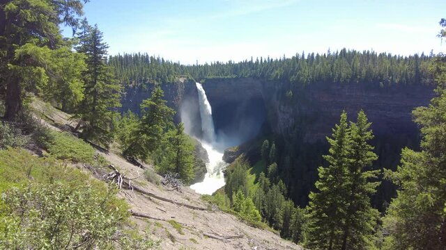 Helmcken Falls - famous waterfall in Wells Gray Provincial Park in British Columbia, Canada. Helmcken Falls is a large 141 m waterfall on the Murtle River 