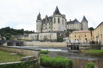 Fototapeta na wymiar La Rochefoucauld en Angoumois, Charente, Nouvelle-Aquitaine, France : le château.
